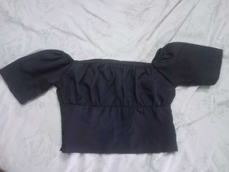 Off-Shoulder Crop Top