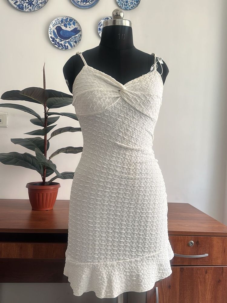 Chic Textured White Mini Dress