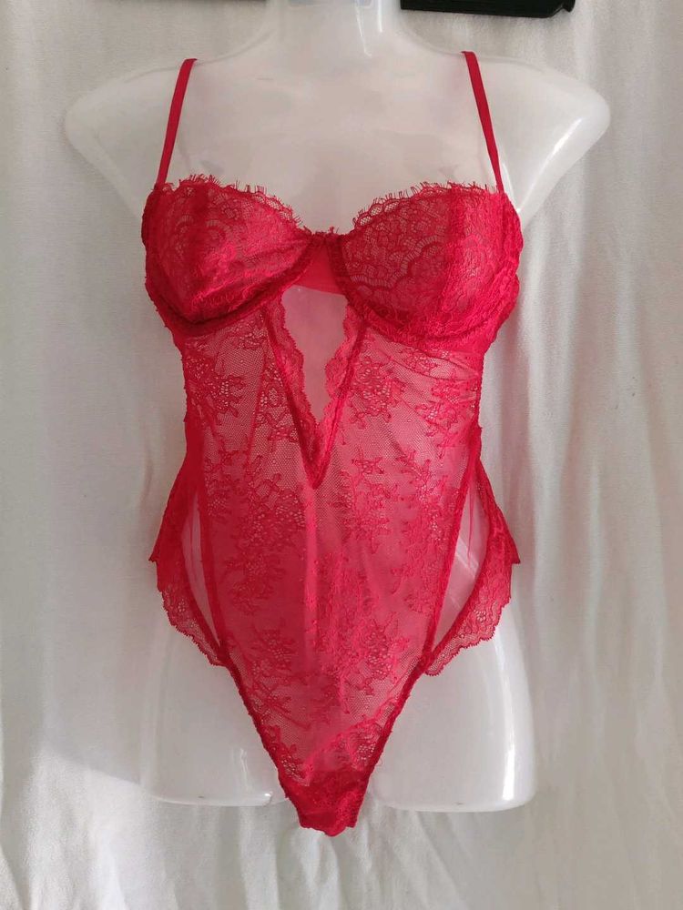 victoria 's secret Lace Teddy Bodysuit