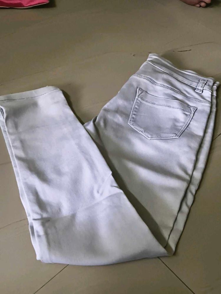 Light Gray Skinny Fit Jeans