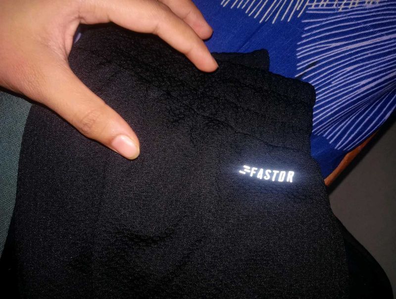 perforrmax sporty black pants for jogging and runn