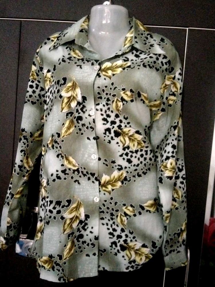 Stylish Leaf Print Button-Up Shirt