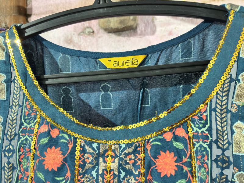 Aurelia Embroidered Kurti
