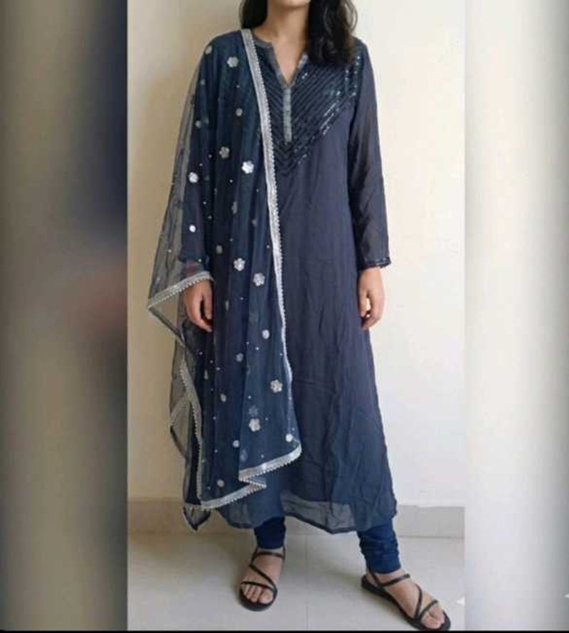 Elegant Grey-Blue Kurta Set with Sequins