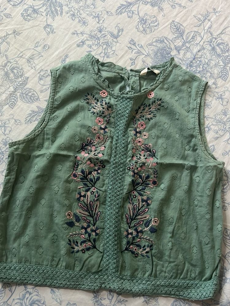 Max Brand Top