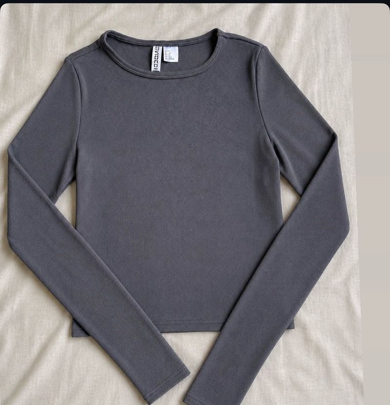 Ribbed Long Sleeve Crop Top