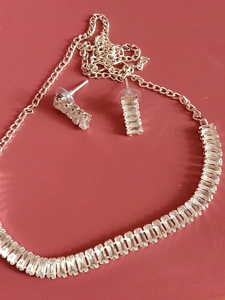 Necklace Set
