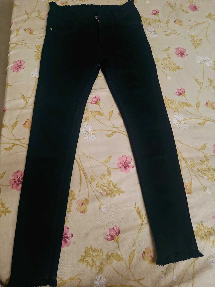 New Black Zara Skinny Jeans