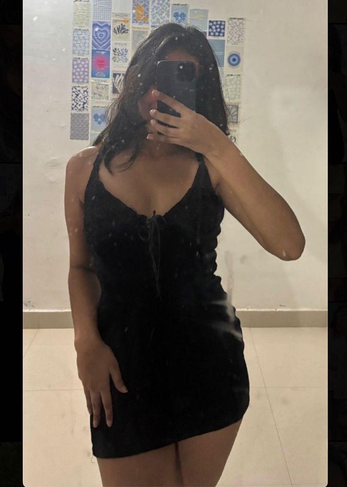 Black Velvet Dress 🖤