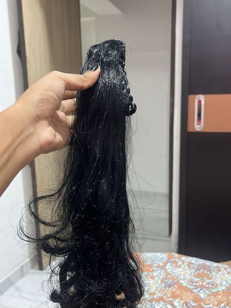 Clip-in Hair Extension/Ponytail (TOTALLY NEW)