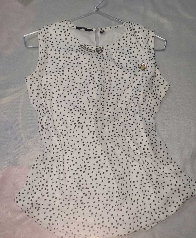 Chic Star Print Sleeveless Top