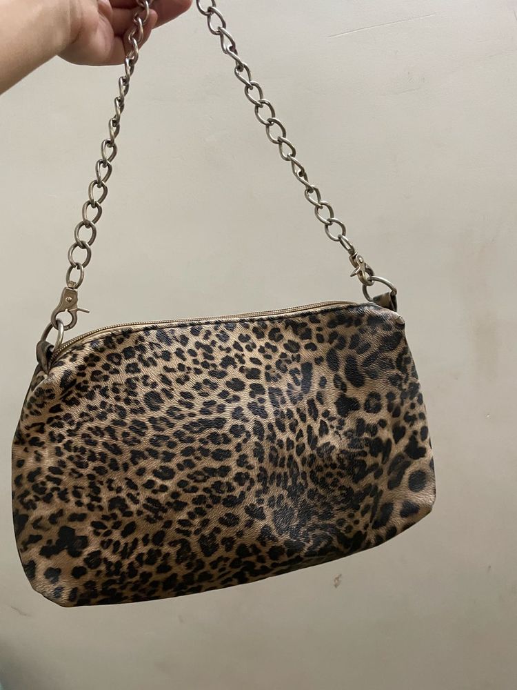 Leopard Print Chain Bag