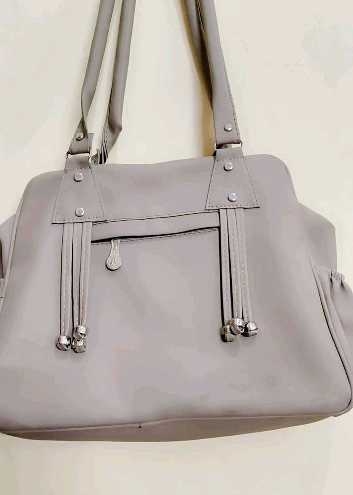 Stylish Grey Shoulder Bag