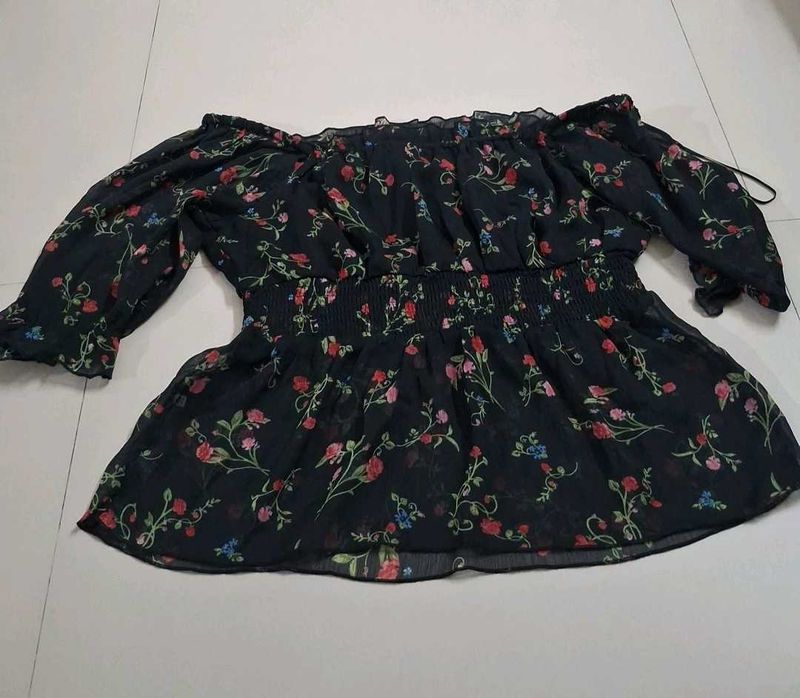 Chic Off-Shoulder Floral Blouse
