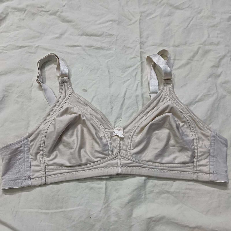 Comfortable🤎🤎 Beige Bra