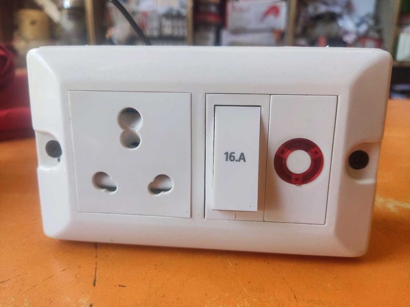 16 Amp Power Bord With pure Copper Wiring