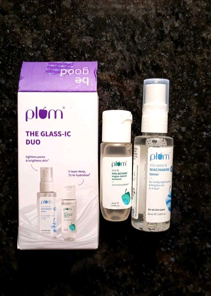 Plum The Glass-ic Duo Skincare Kit😽