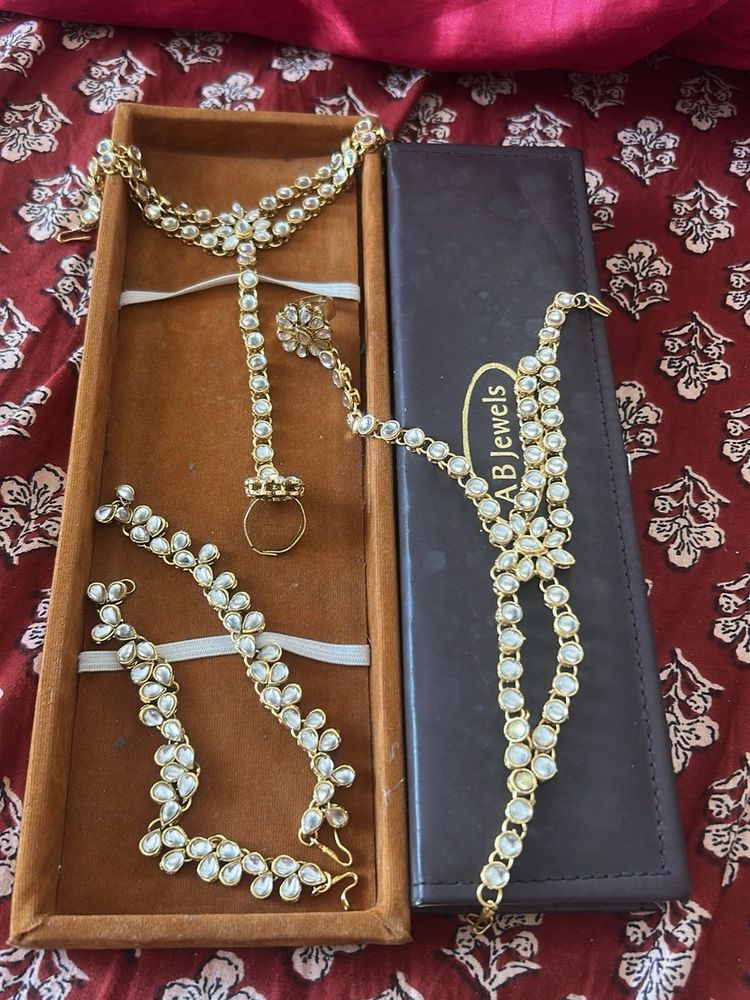 Beautiful Kundan  Hand  Set with ring
