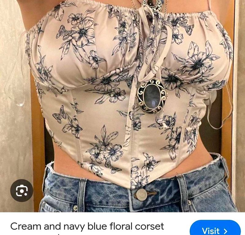 Cream Floral Corset 🦋🦋