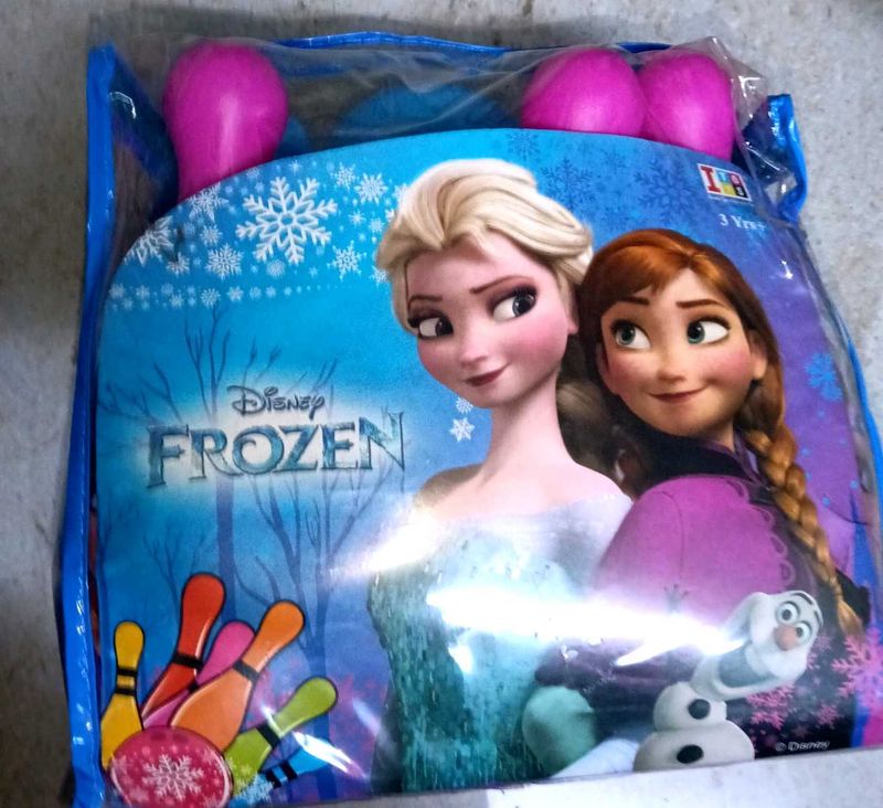 Disney Frozen Bowling Set