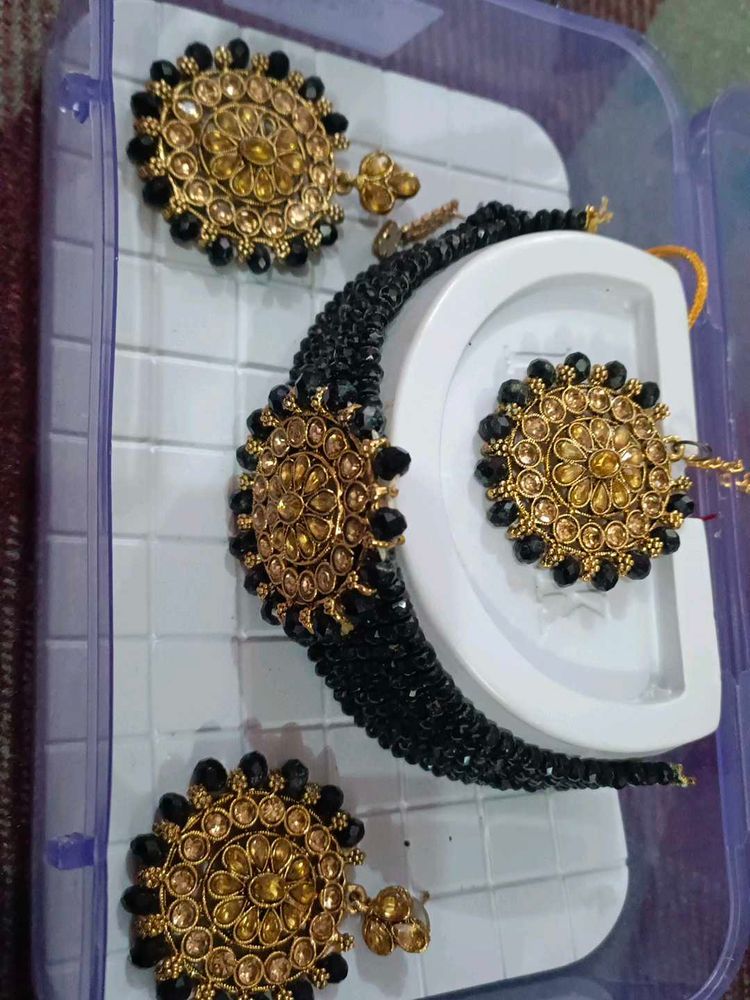 Elegant Black &amp; Gold Jewelry Set