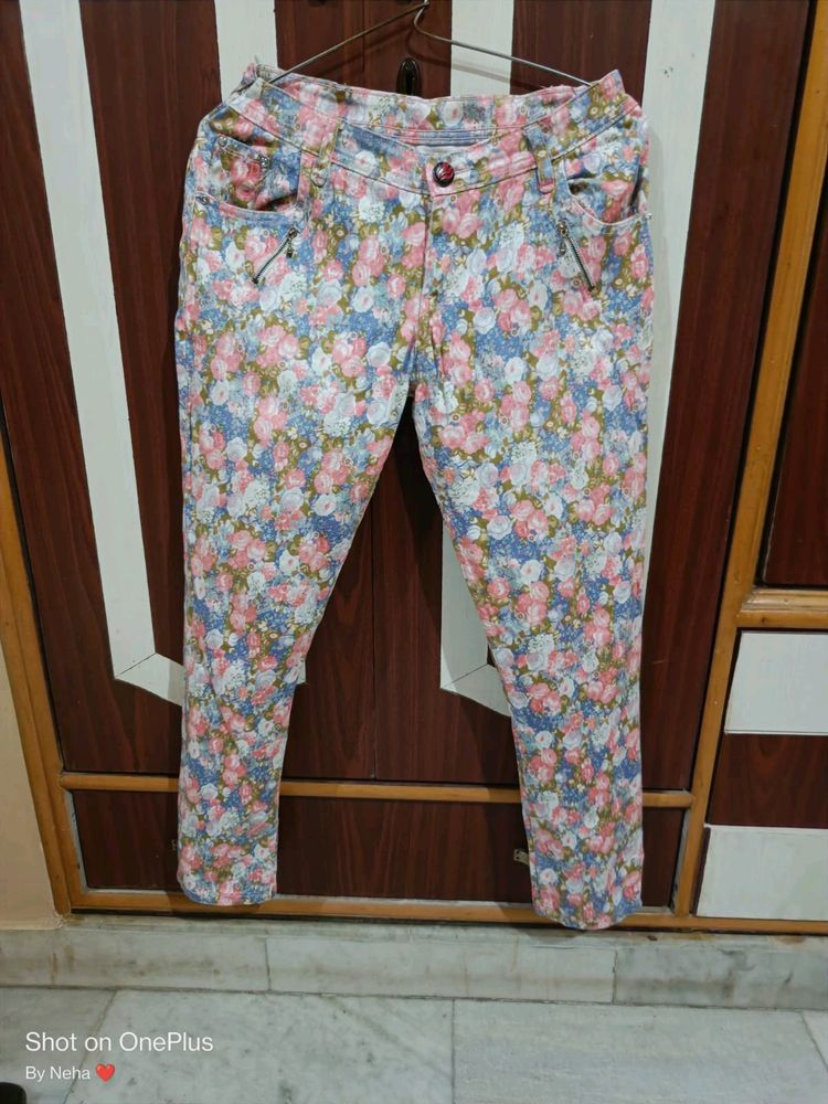 Girl's Jeans 👖
