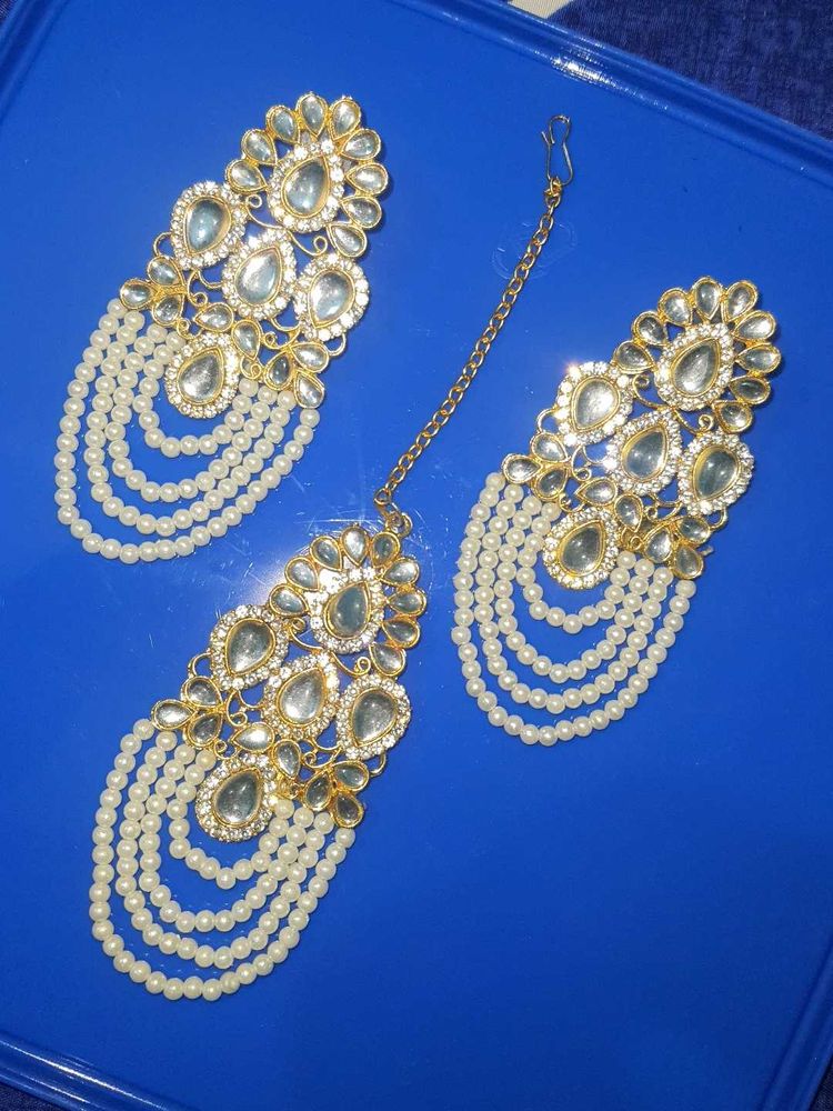 Elegant Pearl &amp; Stone Maang Tikka Set
