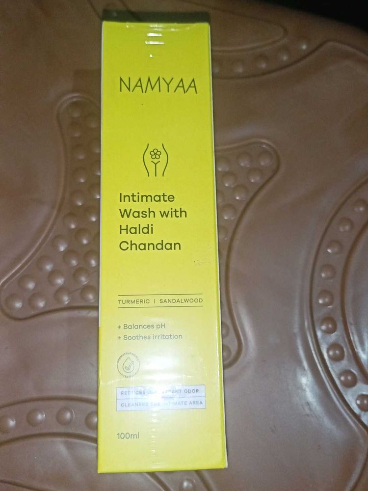 NAMYAA Intimate Wash - Haldi &amp; Chandan