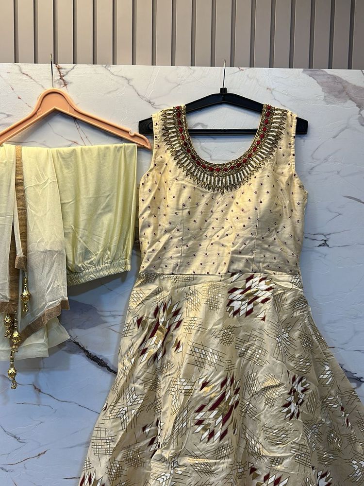 Elegant  Heavy Ethnic Kurta Set with Dupatta