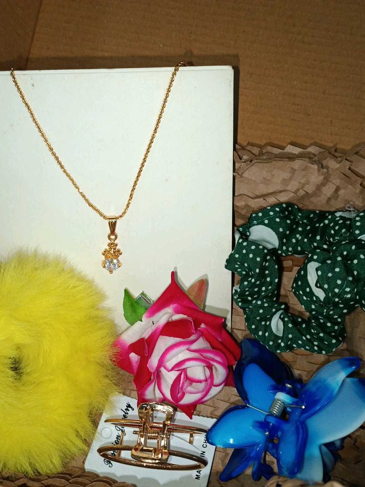 Charming Accessory Set