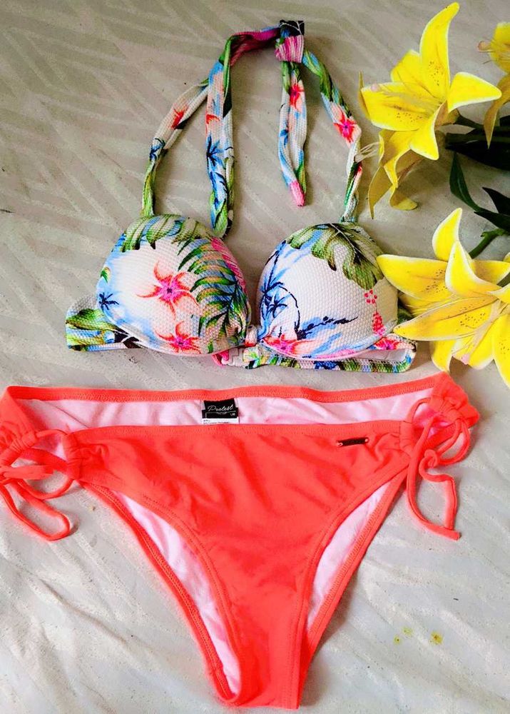 Very Sexy And Beautiful Floral Bikni Set