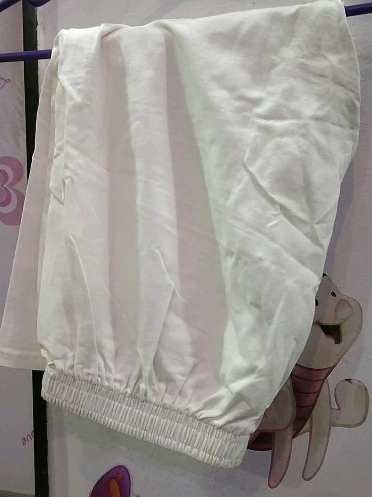 White legging