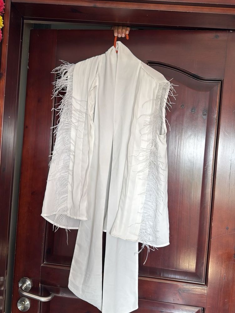 Chic White Feather Trimmed Gown