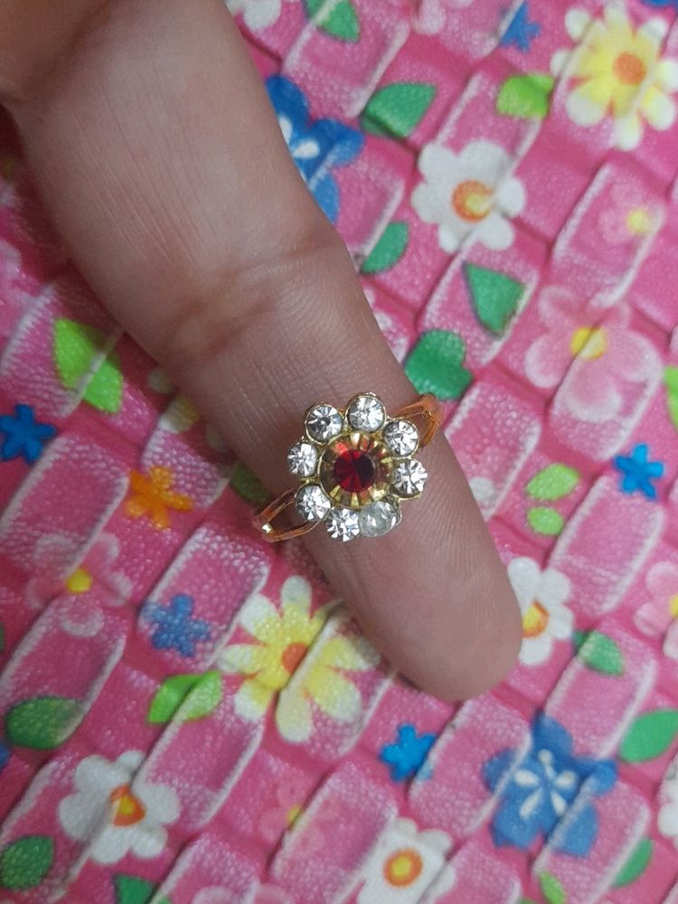 Very Beautiful Ring This Can Be Fit Any Finger.