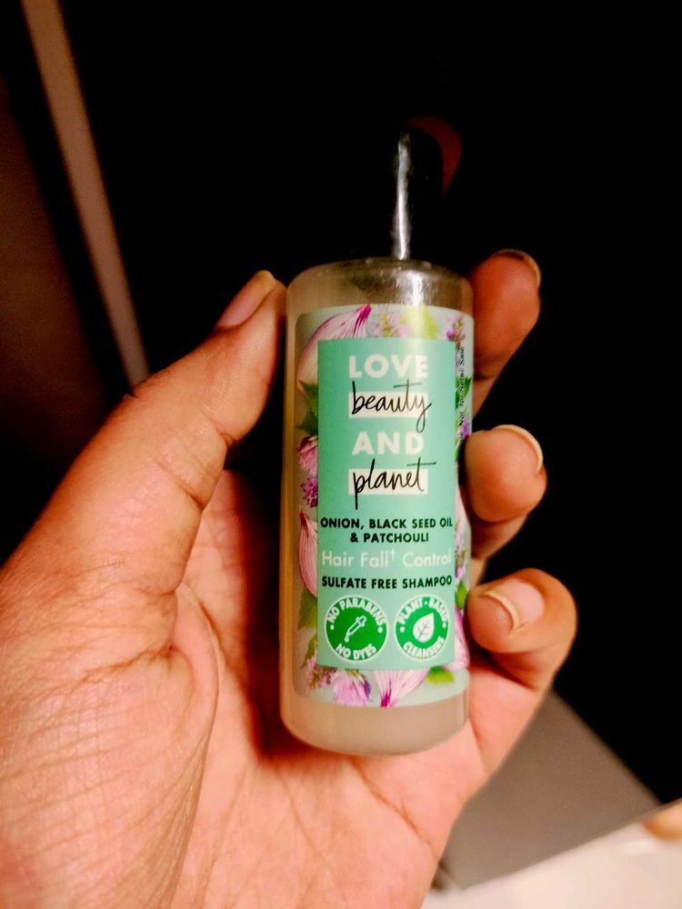 Love Beauty and Planet Onion mini trial shampoo