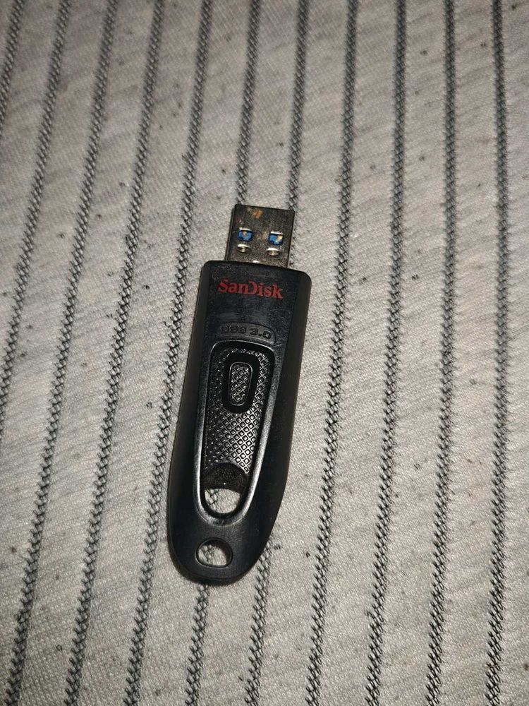 SanDisk USB 3.0 Flash Drive 32 gb