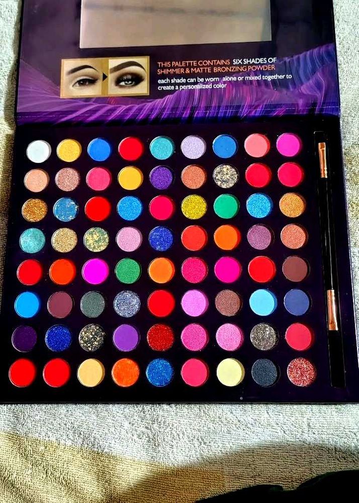 Vibrant Eyeshadow Palette