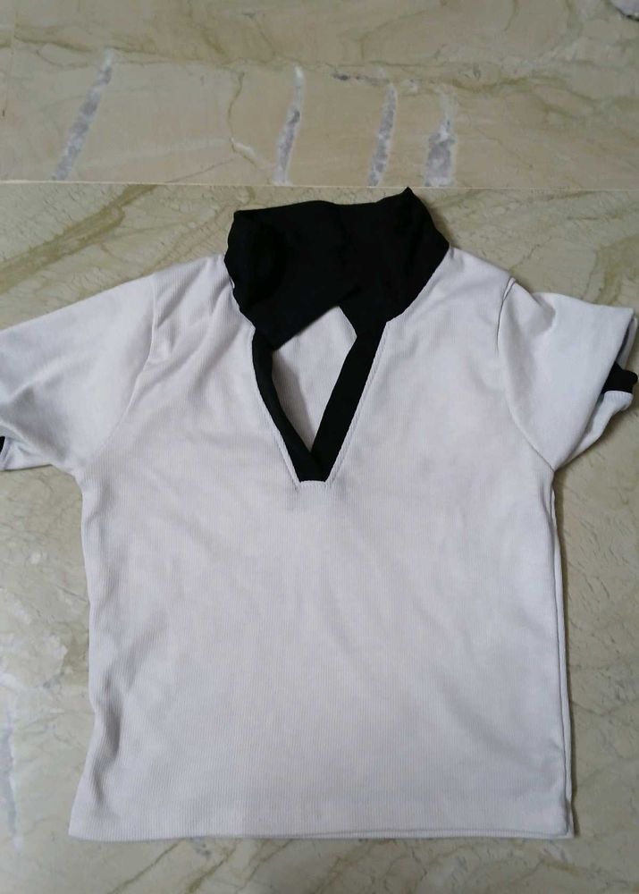 White &amp; Black V-Neck T-Shirt