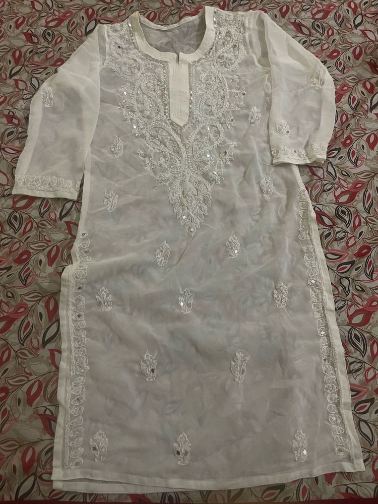White Chikankari Kurta with Mirror Work