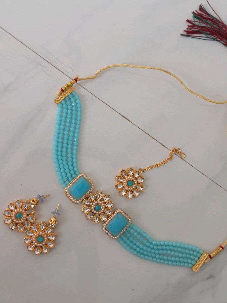 Stunning Blue Beaded Jewellery Set
