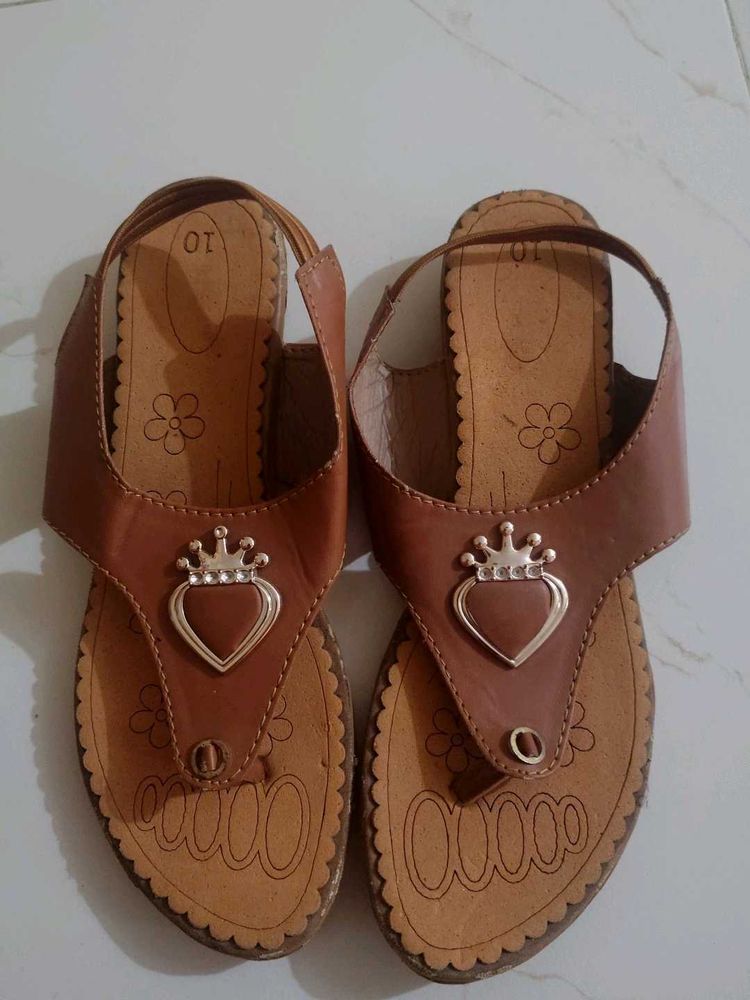 Stylish Brown Heart Crown Sandals