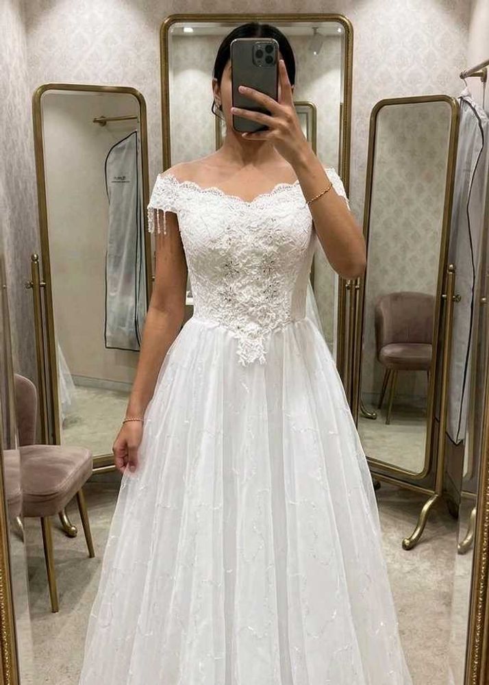 off shoulder gown