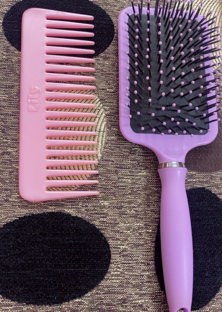 Hair Brush &amp; Comb Set