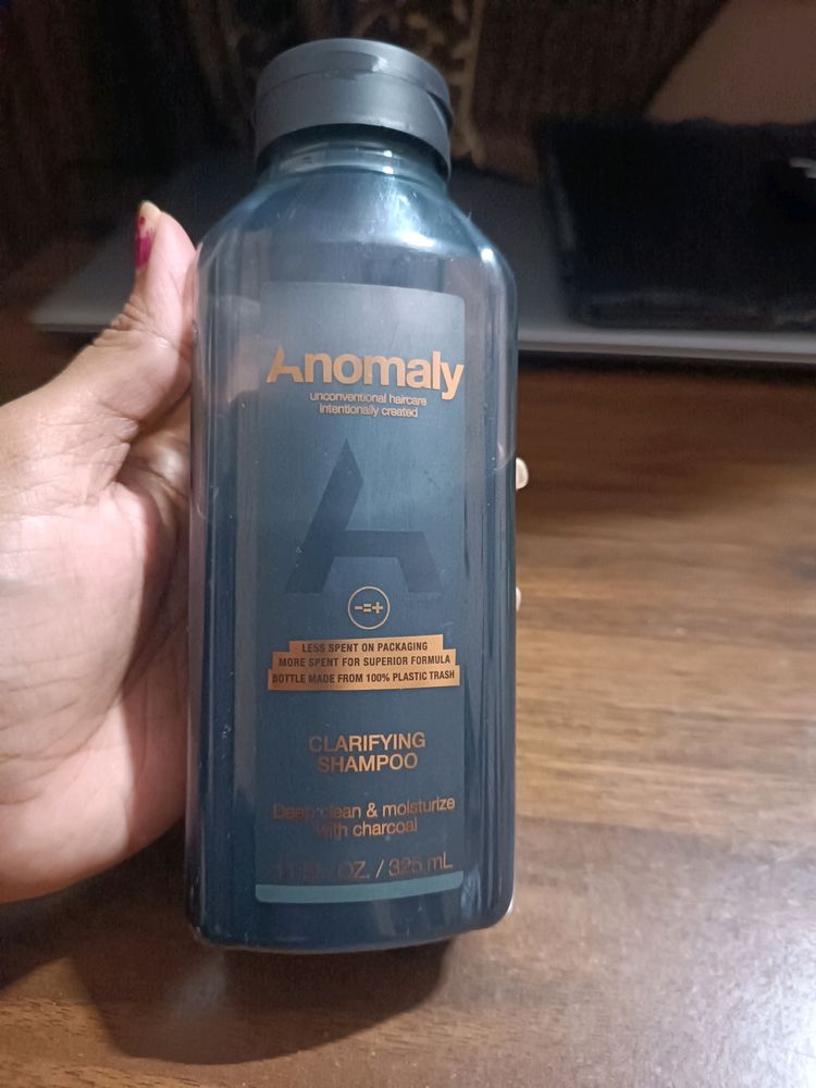 Anomaly Clarifying Shampoo