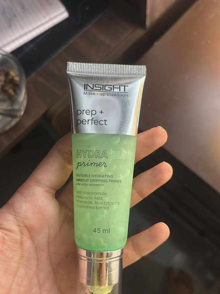 Insight Prep + Perfect Hydra Blur Primer