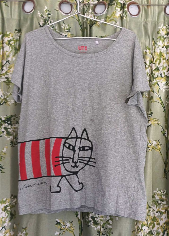 UNQLO Gray Cat Graphic T-Shirt