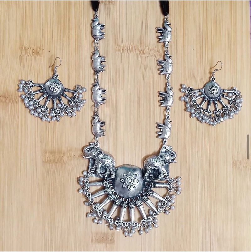 Oxidized Elephant Necklace &amp; Earrings Set
