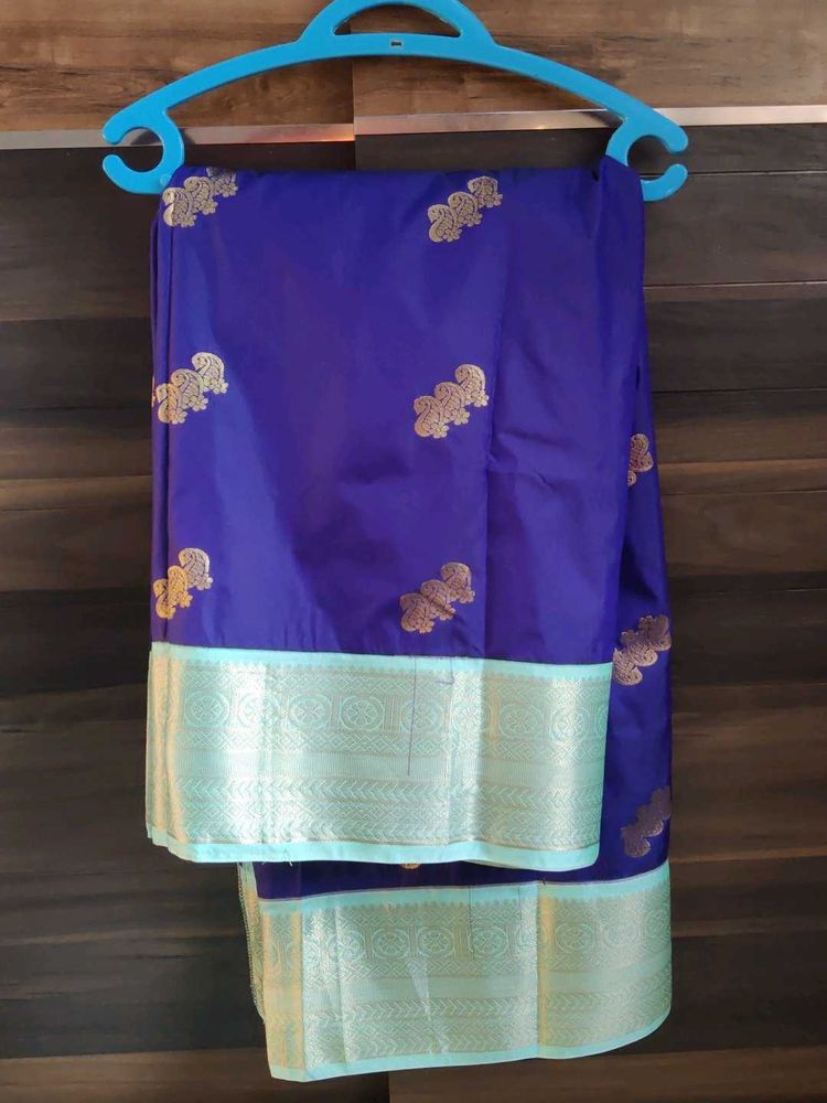 Elegant Contrast Saree
