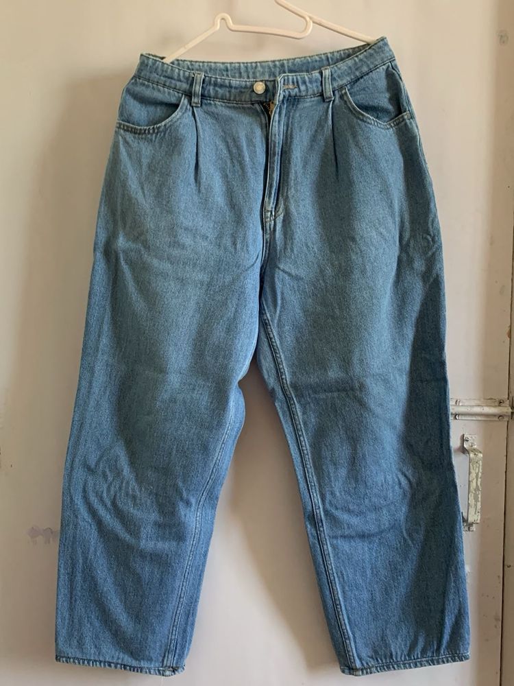 Light Wash Baggy Denim Jeans