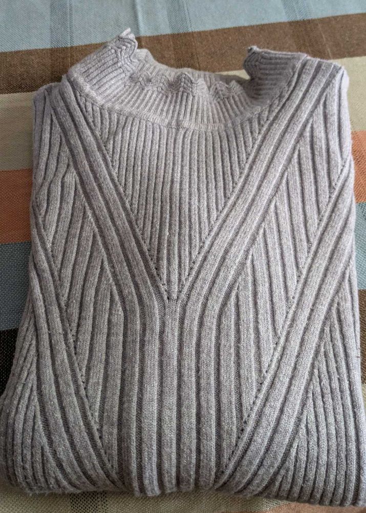 Ribbed Mock Neck Top
